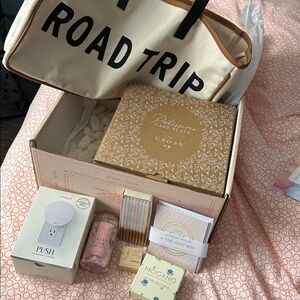 Jilly Box multiple items